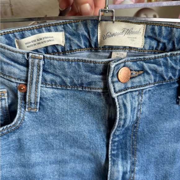 Universal Thread Jeans - Picture 3 of 3